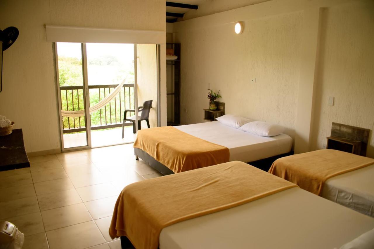 Hostal Loma *