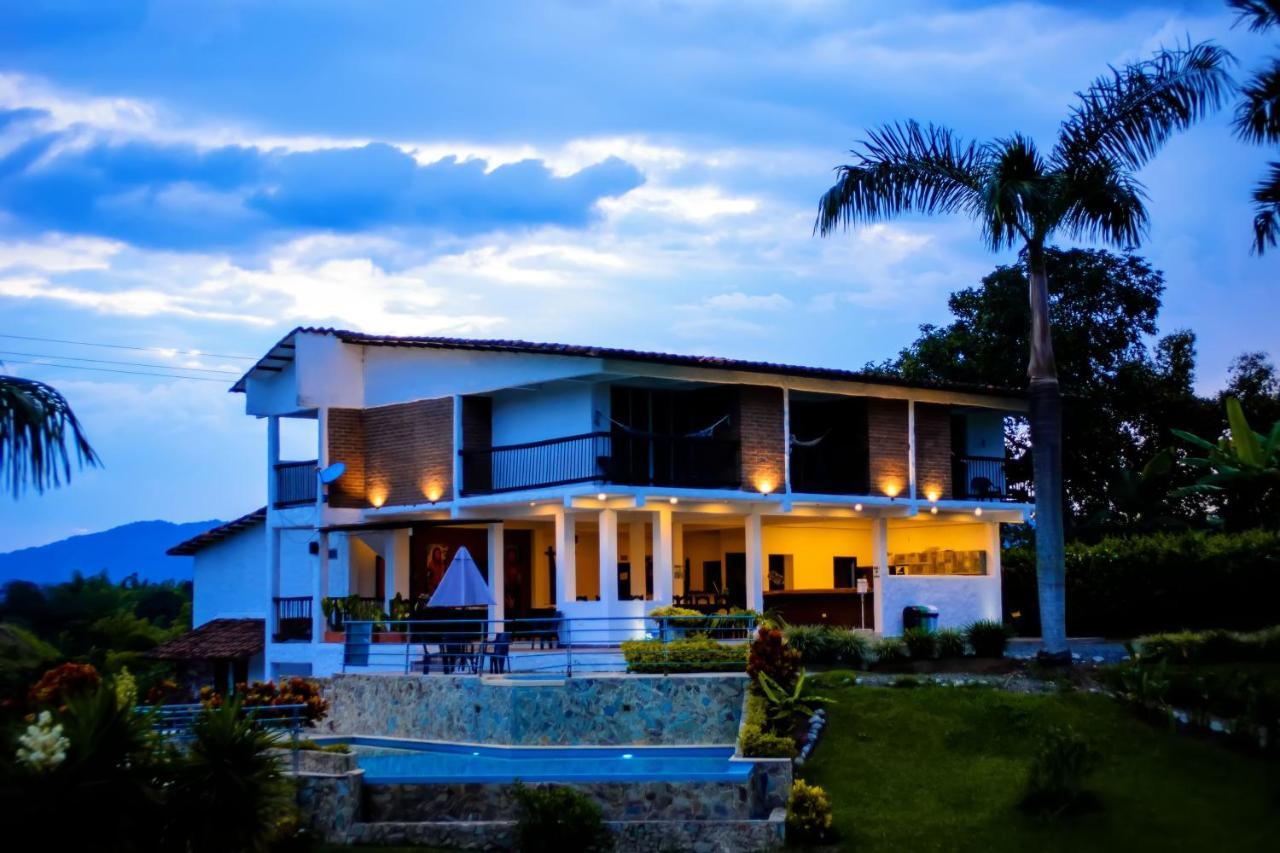 Loma Hostal