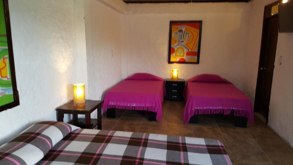 Hostal Loma *